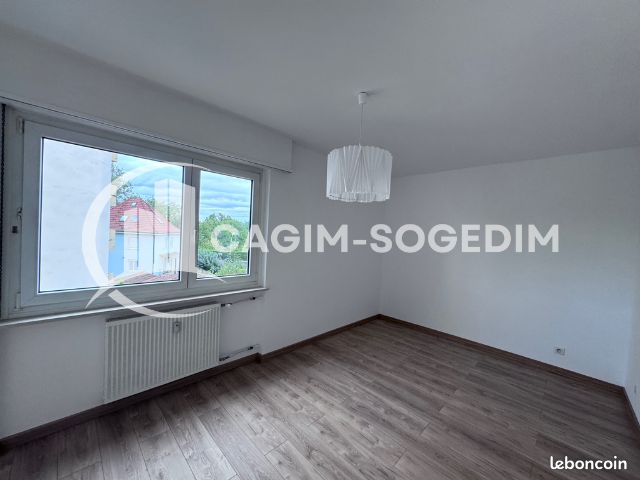 Appartement 3 pièces 64 m² · à Saint-Louis · 64 m² · 1 200 €/mois