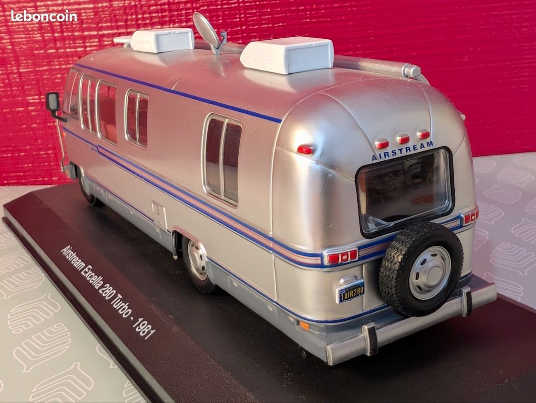 IXO 1:43 – Camping-car Airstream Excella Turbo 280 De 1981, Miniature Neuve En Métal Gris