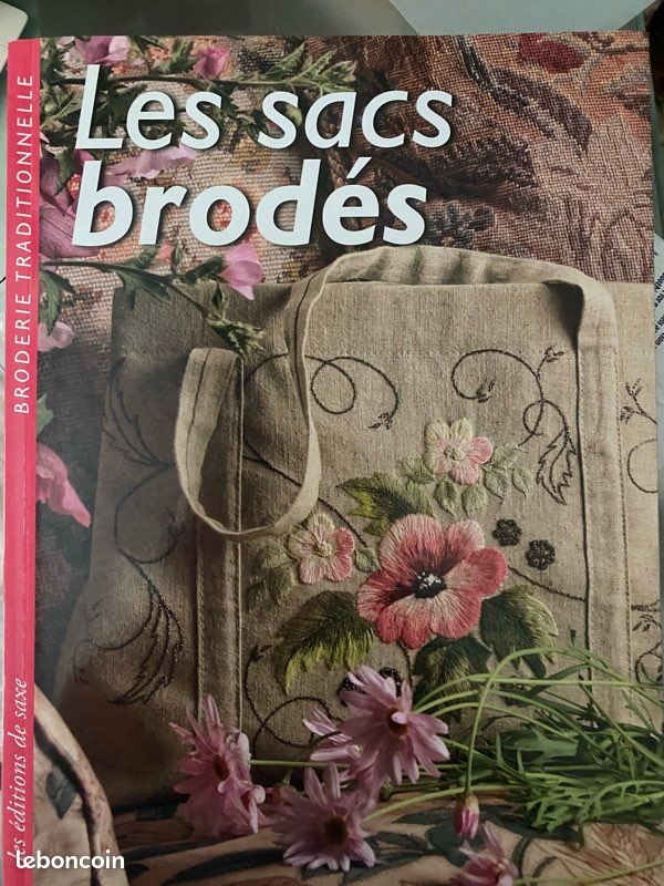 Livre «les sacs brodés » (image 1)