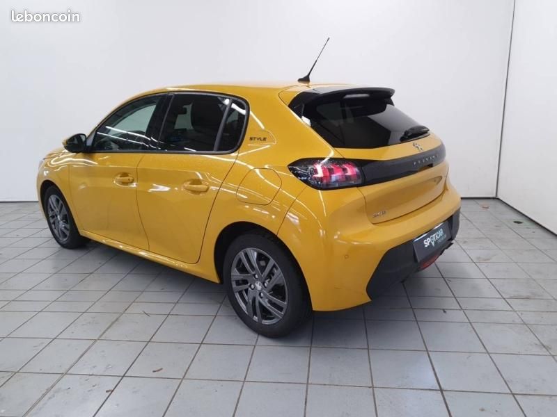 Peugeot 208 1.2 PureTech 100ch S&S Style 118g (image 7)