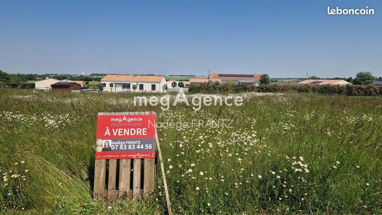 Terrain 1028 m² LANDES