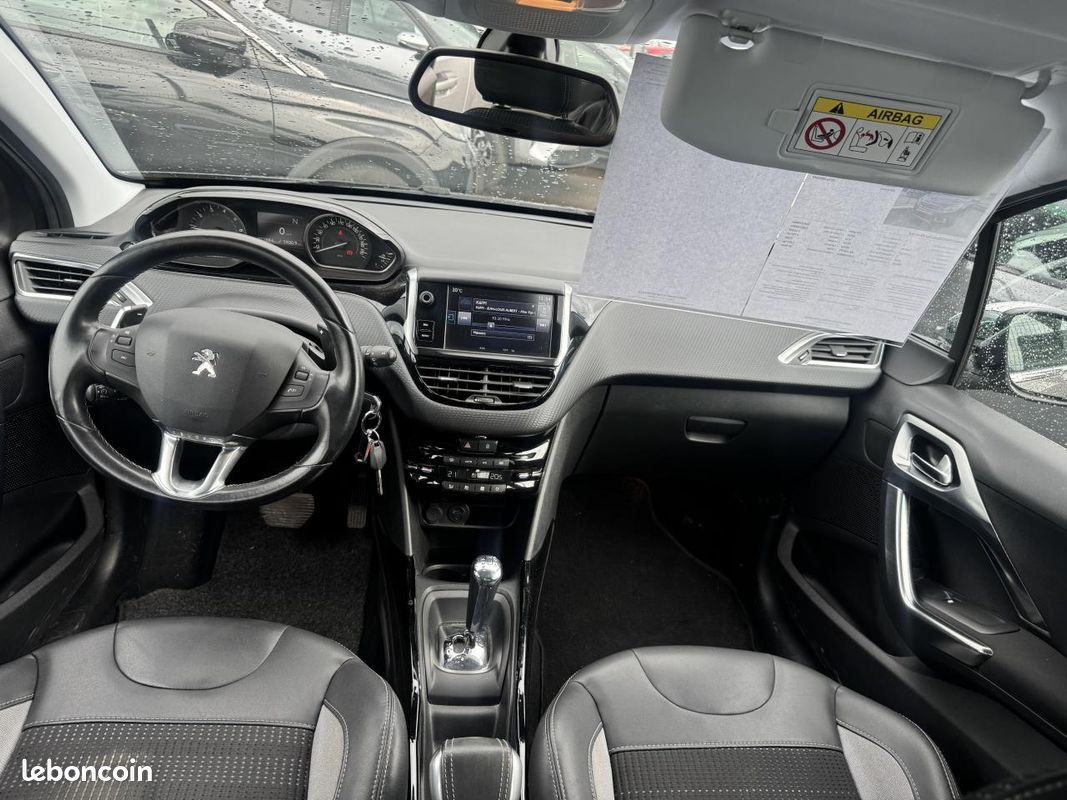 PEUGEOT 2008 1.2i PureTech 12V S&S - 82 - BV ETG5 Allure PHASE 1 (image 7)