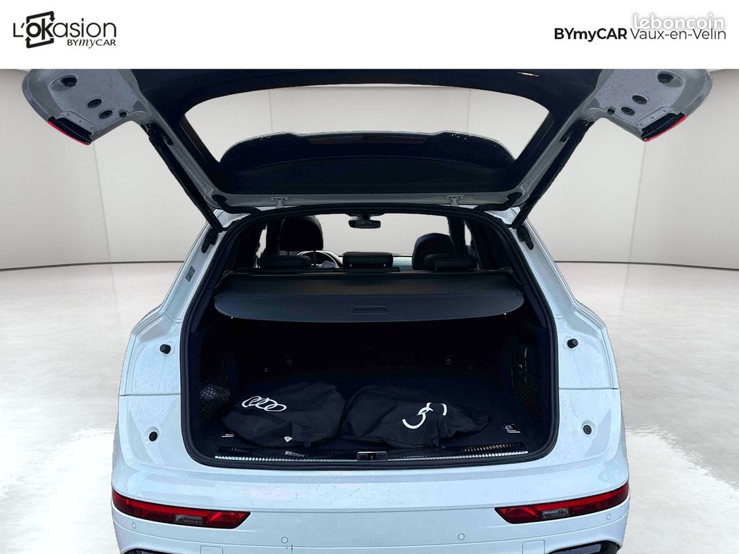 AUDI Q5 50 TFSIe 299 S tronic 7 Quattro S line (image 17)