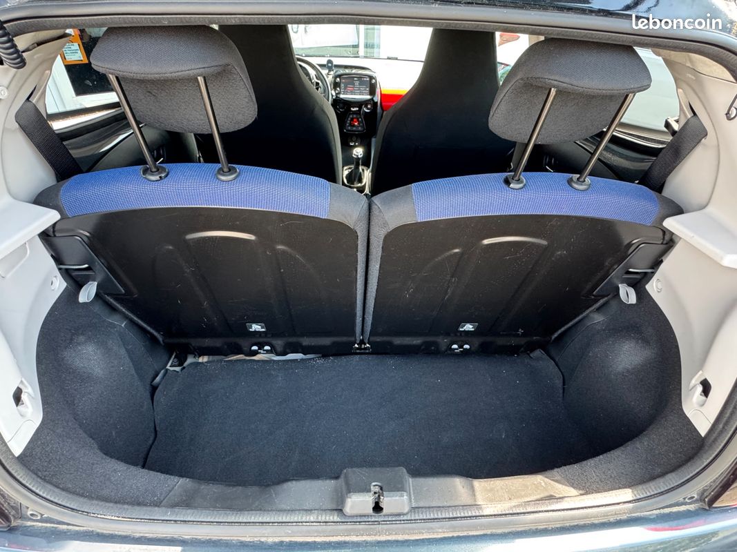 CITROEN C1 1.0 VTI 72ch Série Spéciale JCC+ / Moteur Chaîne de distribution (image 11)