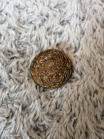 Boucle Serre-foulard Vintage Couleur Or - Modèle Ancien, Bijou Unique Référence 3417