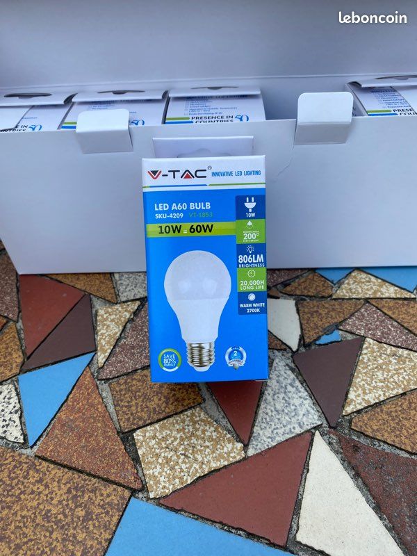 Lot 5 ampoules LED neuf (image 1)
