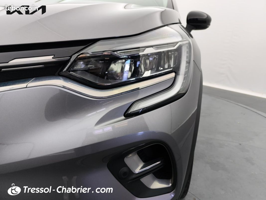RENAULT Captur E-Tech 145 - 21 Intens (image 8)