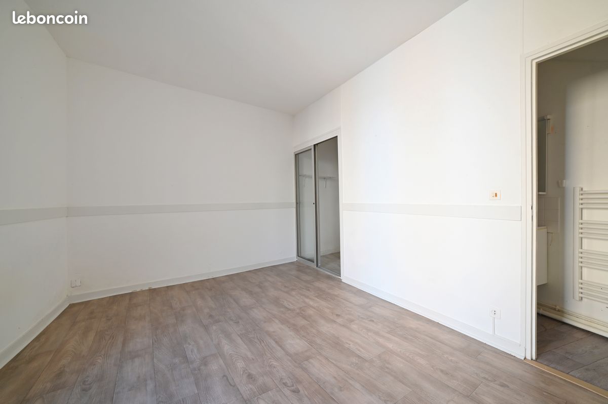 Studio + terrasse privée hyper centre Poitiers - Poitiers 86000 (image principale 2)
