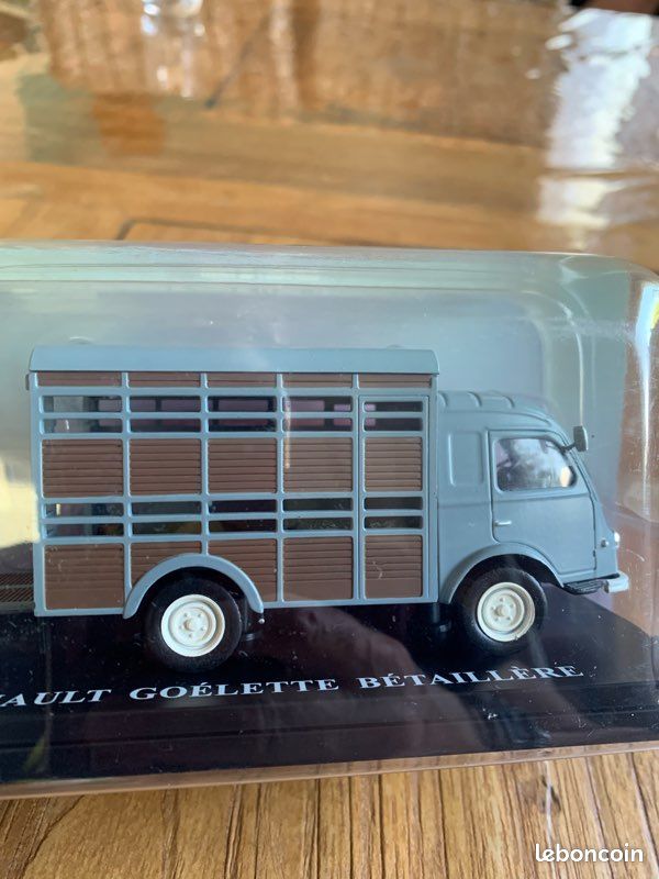 Renault Goélette Bétaillère au 1/43 ème (image 2)
