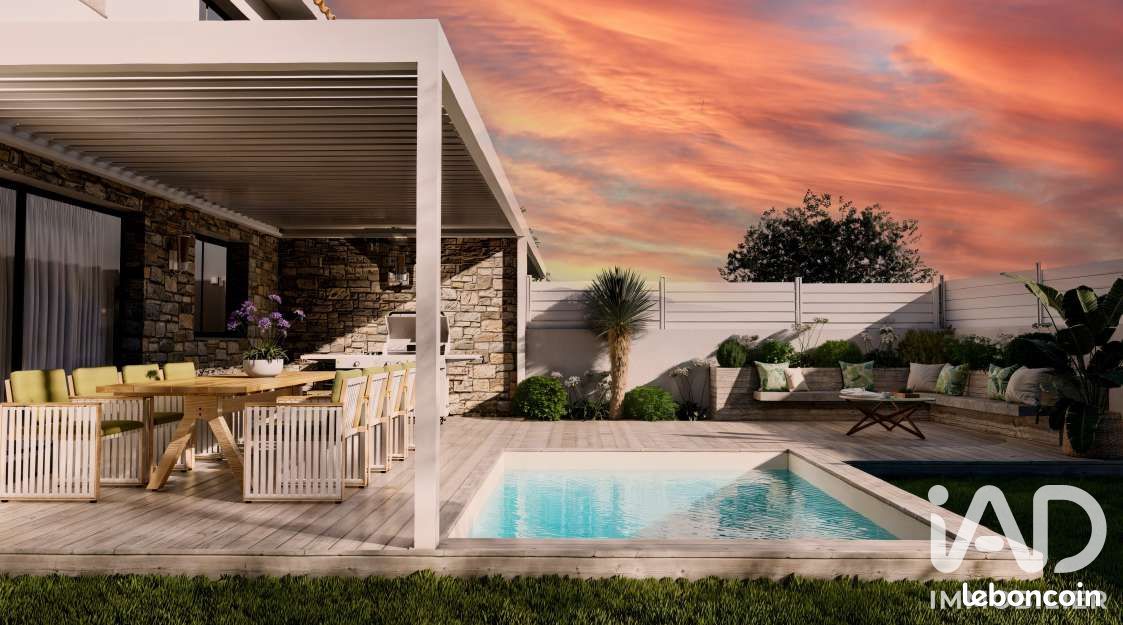 Terrain 2399 m² · à Fréjus · 2 399 m² · 399 000 €