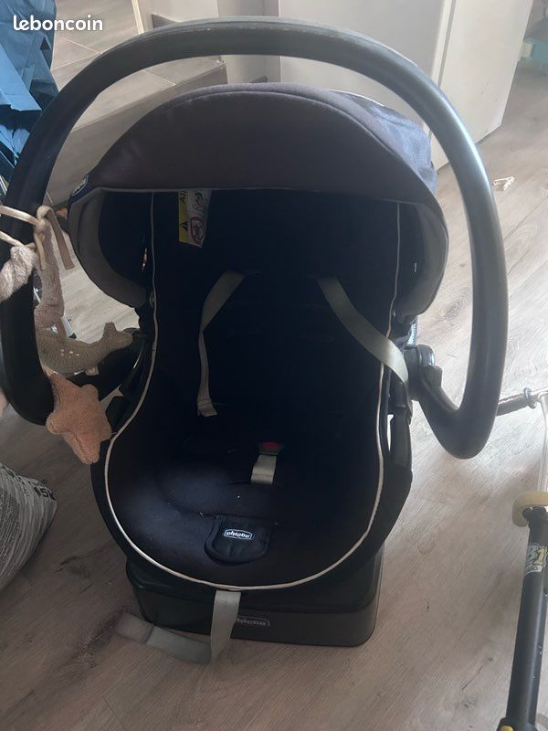 Cosy avec base pour voiture (image 2)