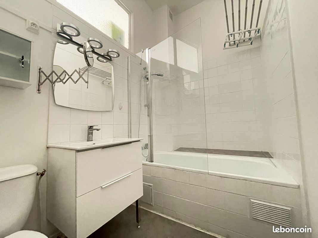 Studio 1 pièce 20 m² (image 2)