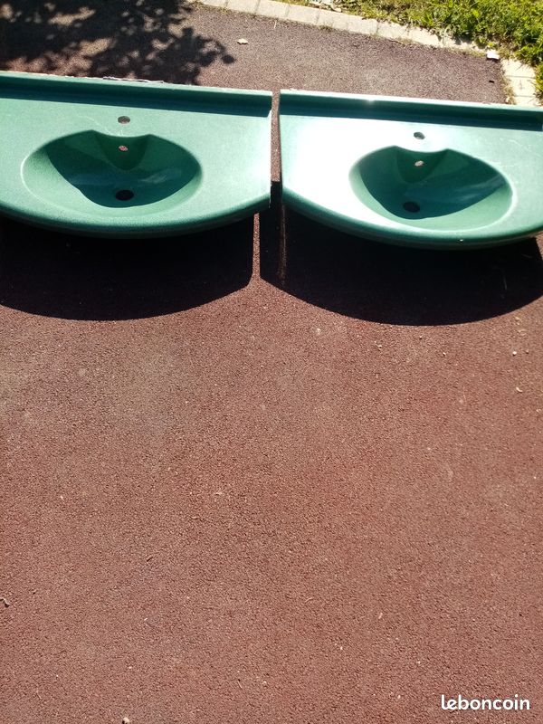 Vasque en résine en très bon état et qualité (image 2)