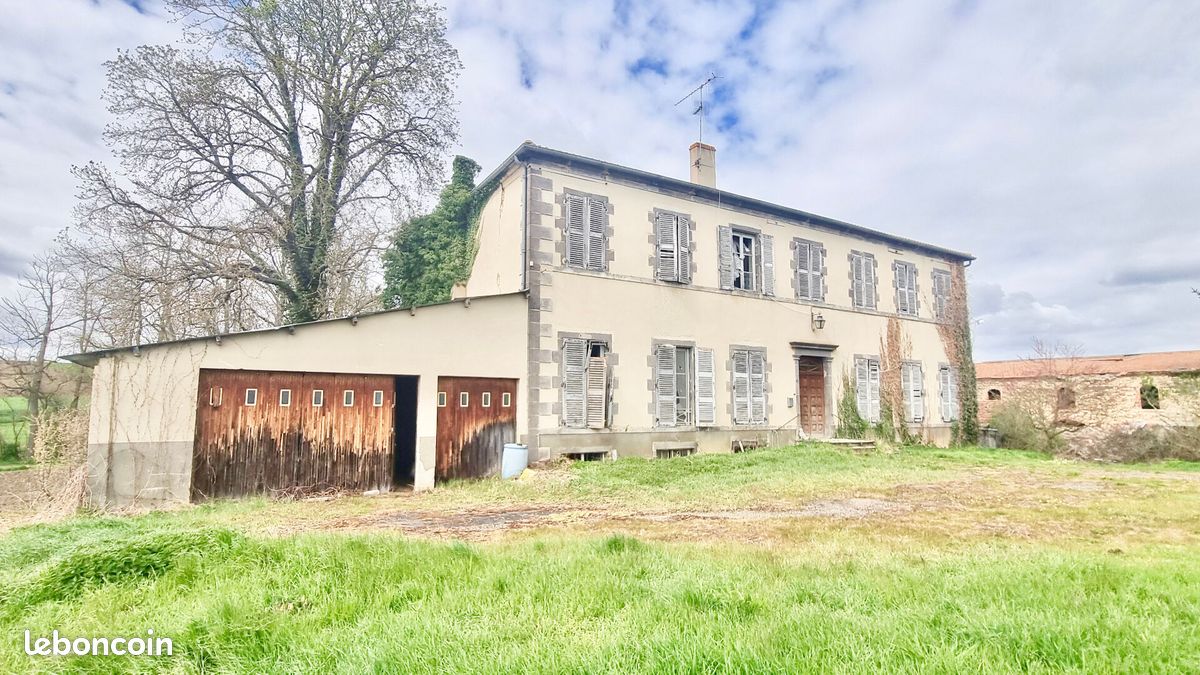 Maison 10 pièces 250 m² · à Vertaizon · 250 m² · 169 000 €