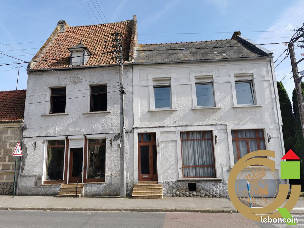 Maison 11 pièces 230 m² · à Blangy-sur-Ternoise · 230 m² · 147 000 €