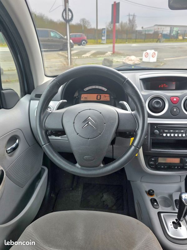 Citroën C3 1.4 HDI EXCLUSIVE 68CV BOITE AUTO (image 11)
