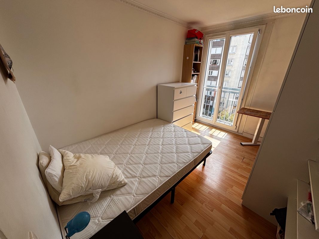 Appartement 3 pièces 9 m² · à Paris · 9 m² · 700 €