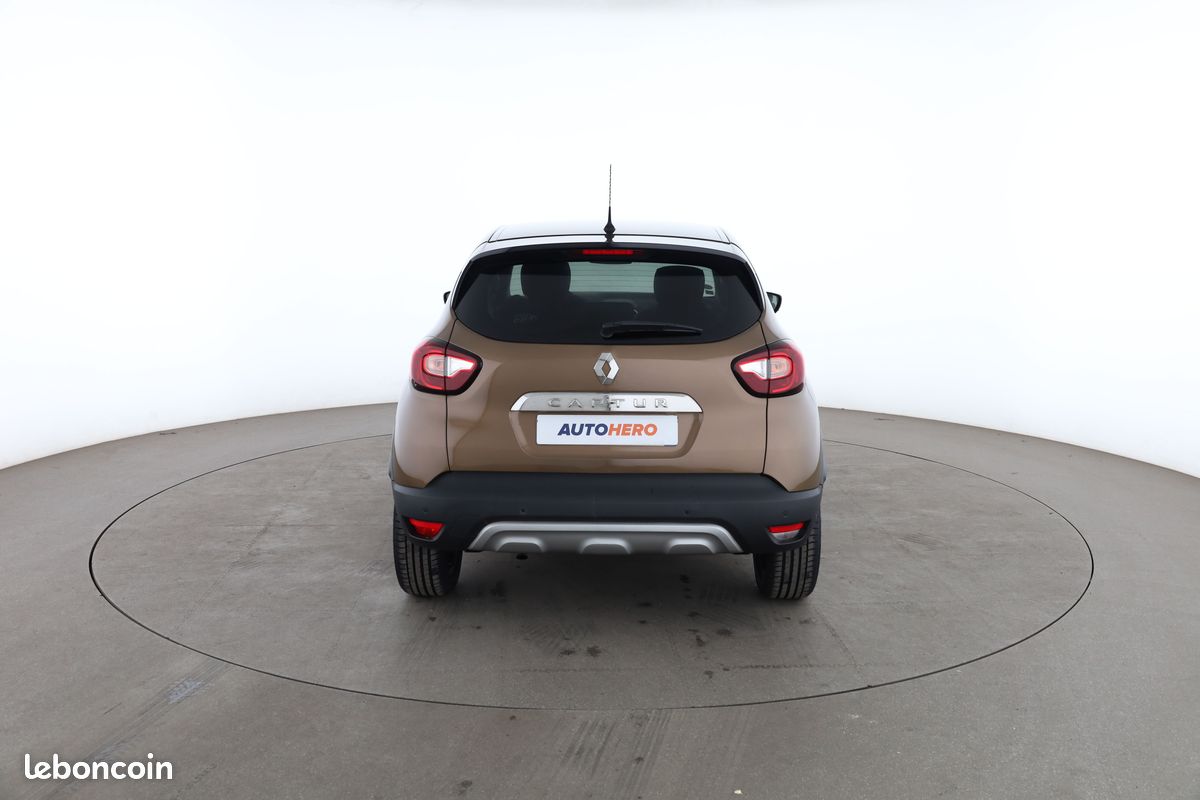 Renault Captur 1.5 dCi Energy Intens 90 ch (image 12)