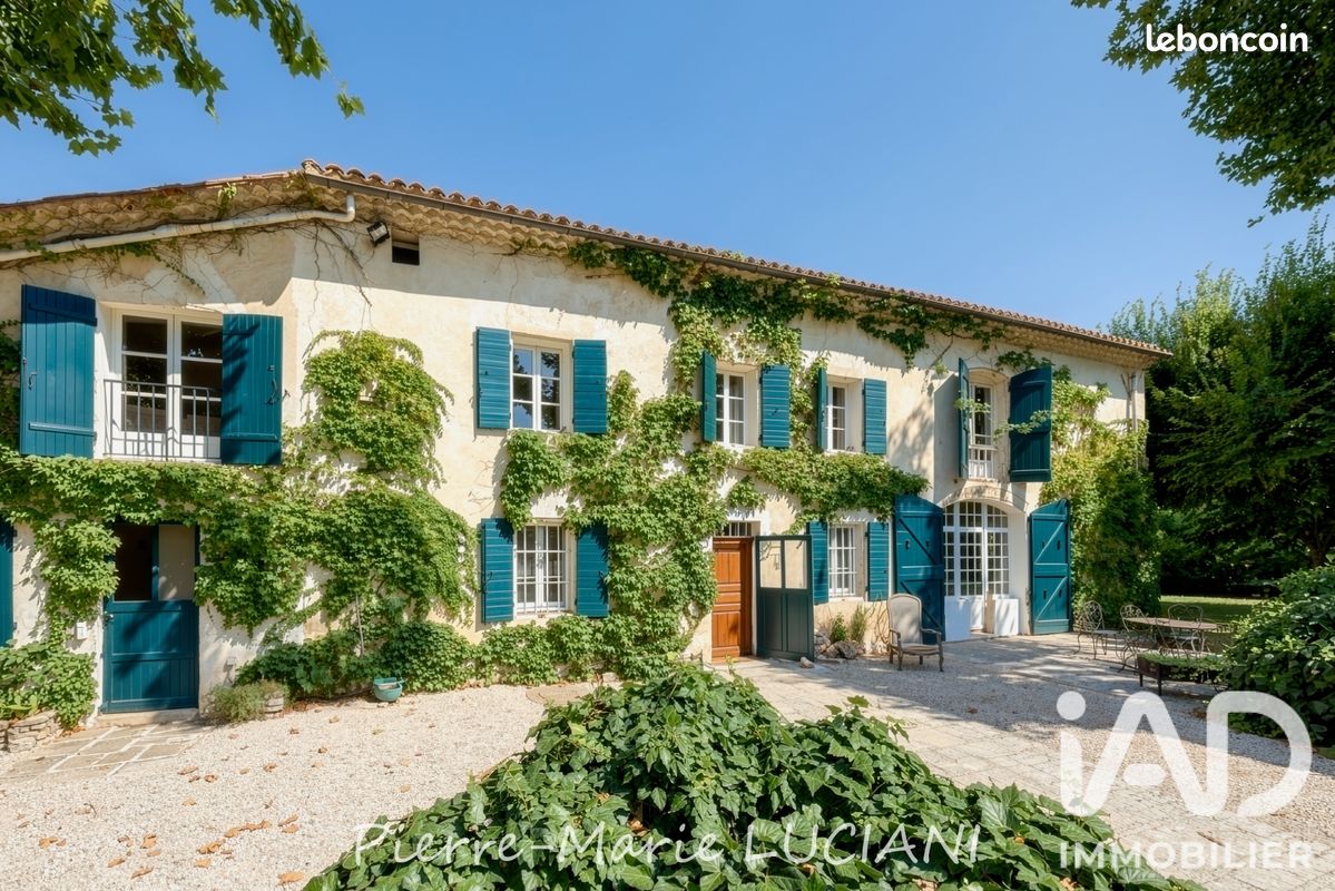 Maison 10 pièces 330 m² · à Le Puy-Sainte-Réparade · 330 m² · 1 190 000 €