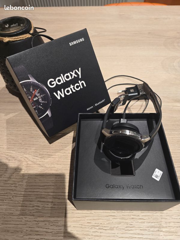 Montre Samsung Galaxy Watch Bluetooth 46mm noir Montres Bijoux