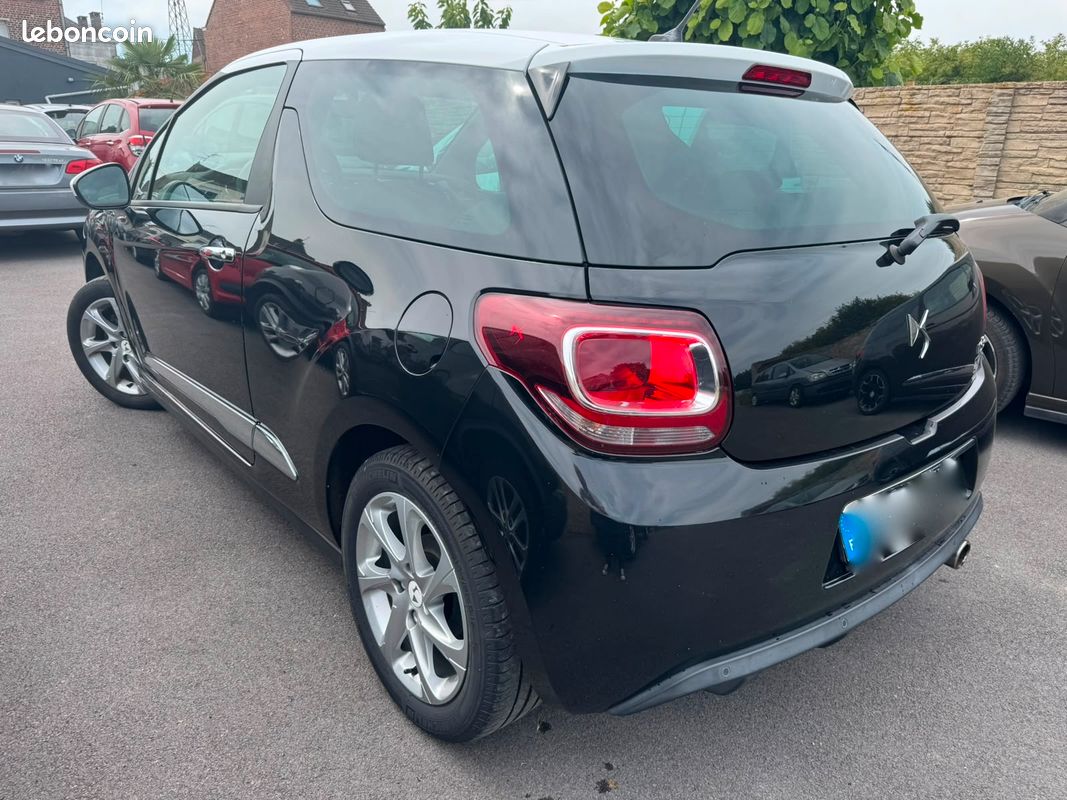 DS DS3 1.2 essence so chic 2016 75 207 kms clim auto parfait etat 1ere main (image 4)