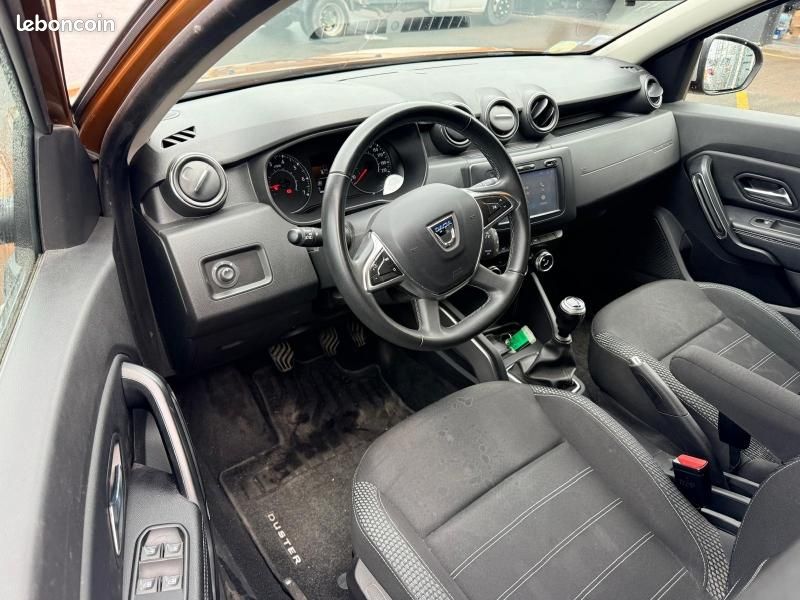 Dacia Duster 1.5 dCi 110ch Prestige 4X2 (image 4)