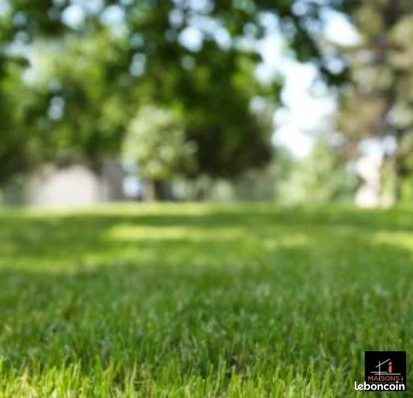 Terrain 793 m² Ry · 75 000 €