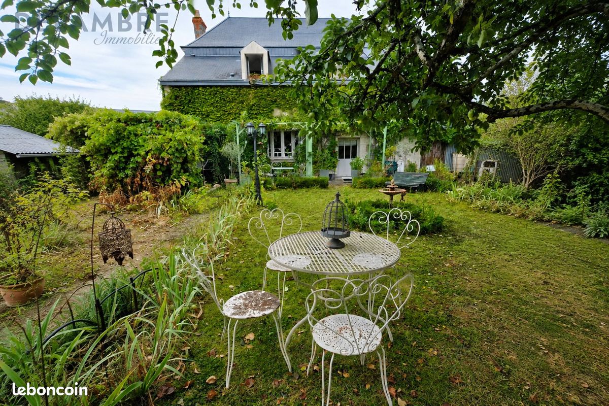Maison 5 pièces 152 m² · à Saint-Senoch · 152 m² · 357 000 €