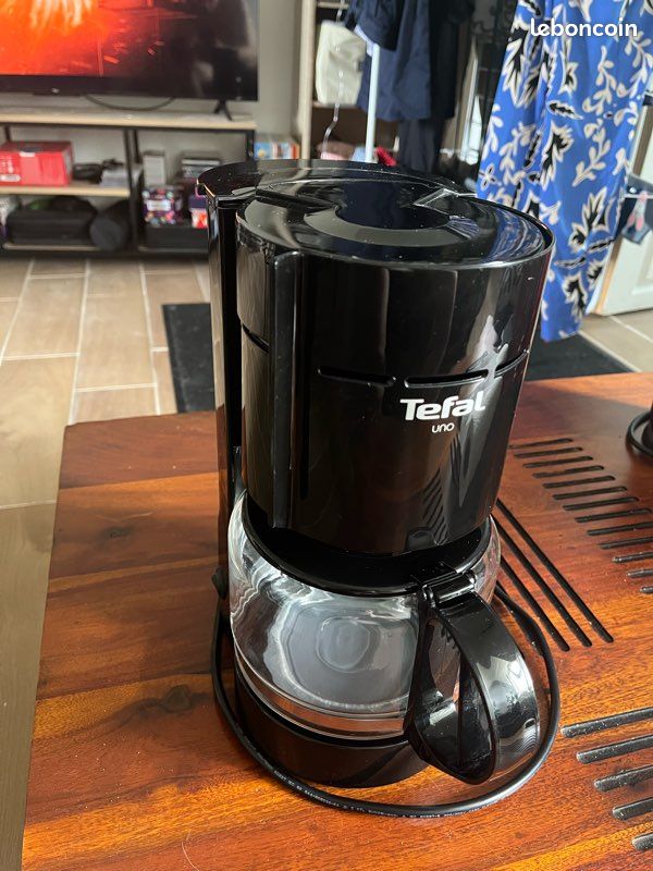 Machine à café filtre Tefal Uno (image 1)