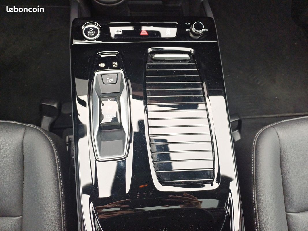 AUDI Q6 e-tron 306 ch 100 kWh performance Design (image 14)