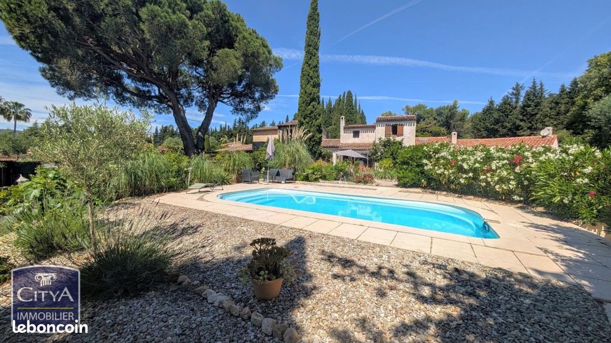 Maison 4 pièces 126 m² · à Mandelieu-la-Napoule · 126 m² · 649 000 €