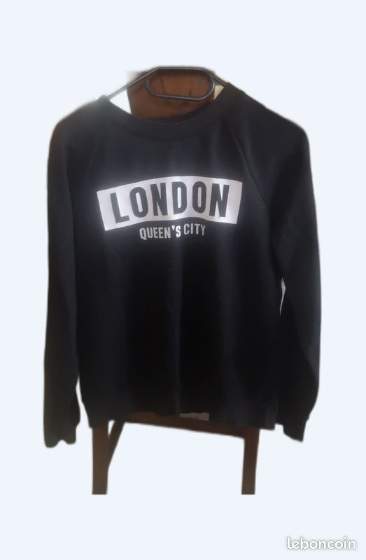 Pull taille S (image 1)