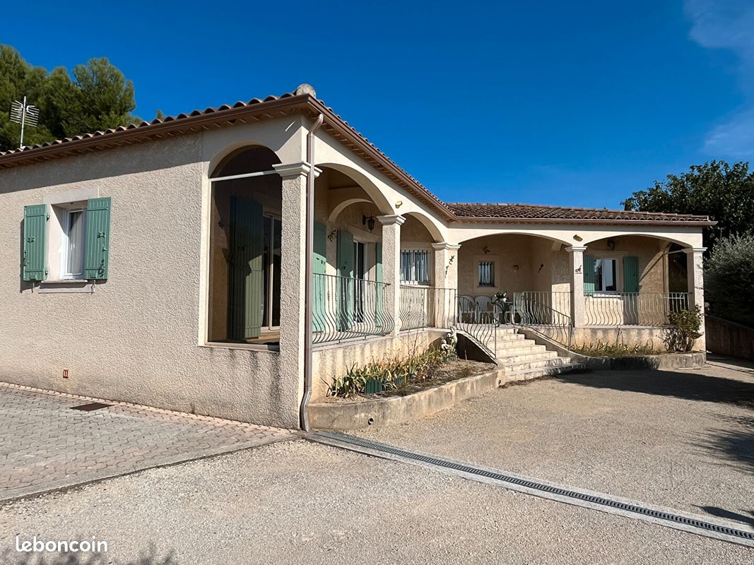 Maison 5 pièces 115 m² · à Châteaurenard · 115 m² · 349 000 €