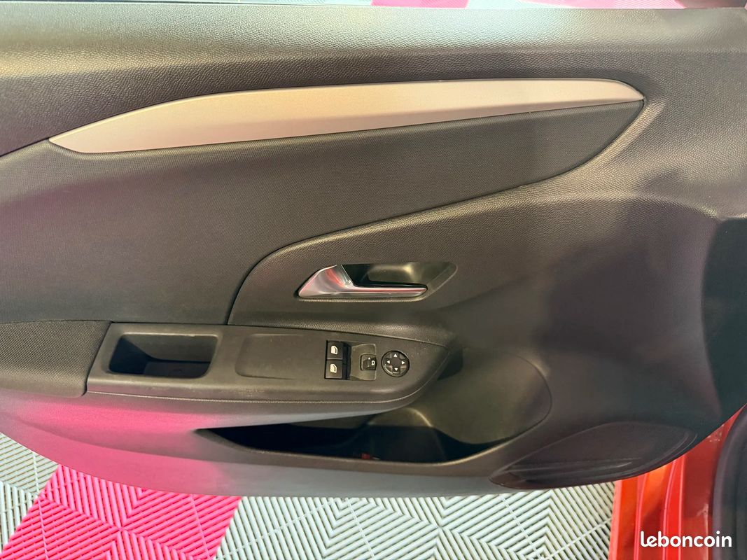Opel CORSA 1.2 Turbo 100ch Edition - ENTRETIEN A JOUR - BOUGIES CHANGEES - PNEUS AVANTS NEUFS - CARPLAY (image 15)