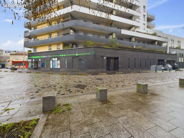 Studio 1 pièce 31 m²