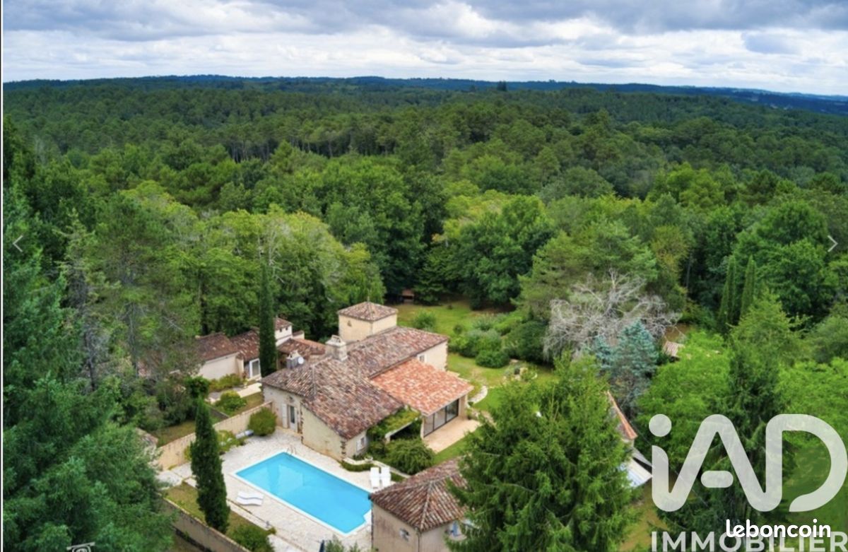 Propriété 10 pièces 305 m² (image 7)