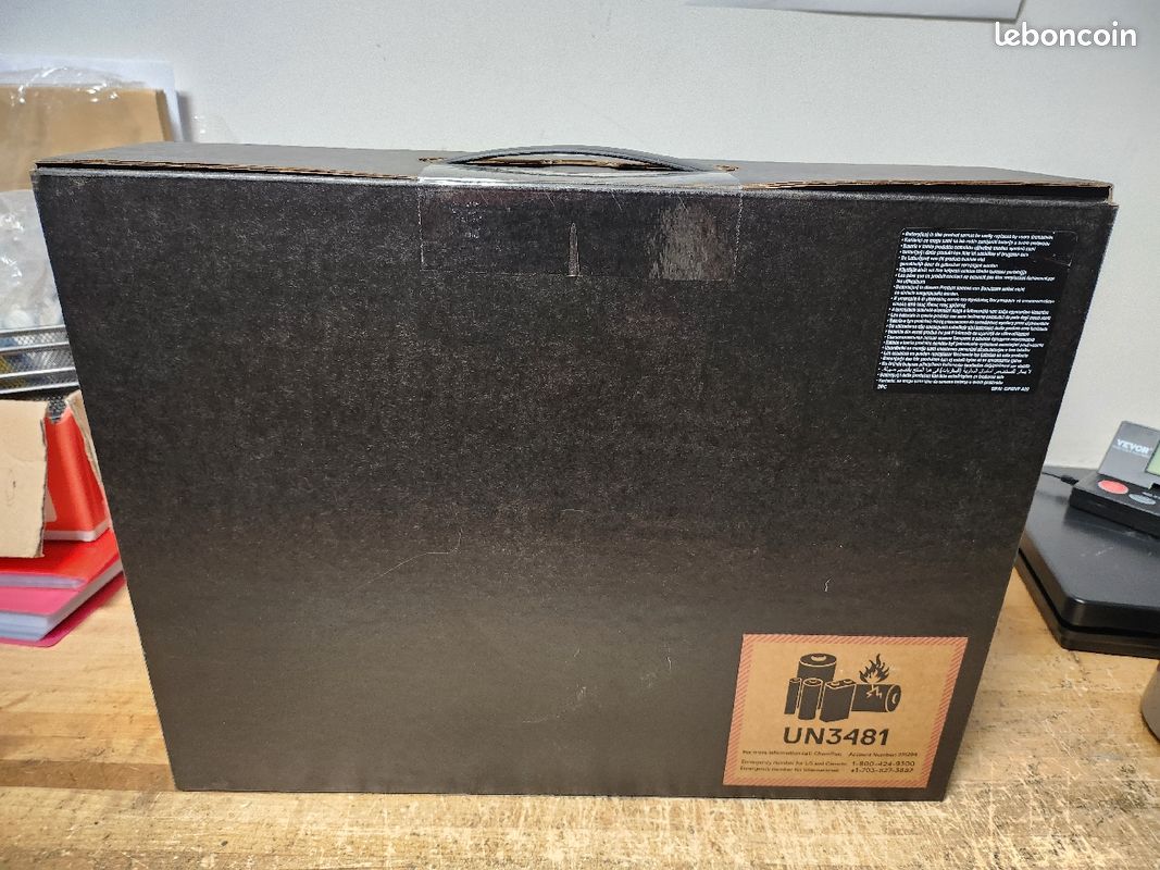 Dell alienware x16 r2 (image 4)