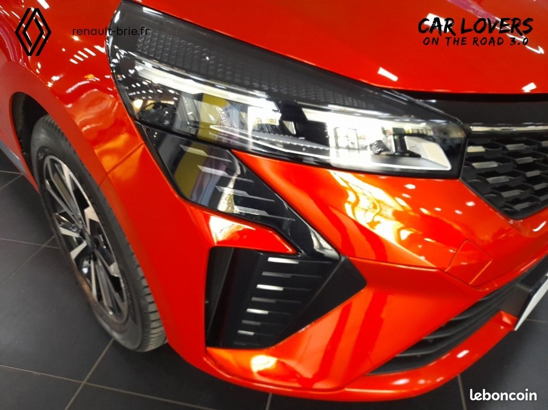RENAULT Clio E-Tech full hybrid 145 Techno (image 28)