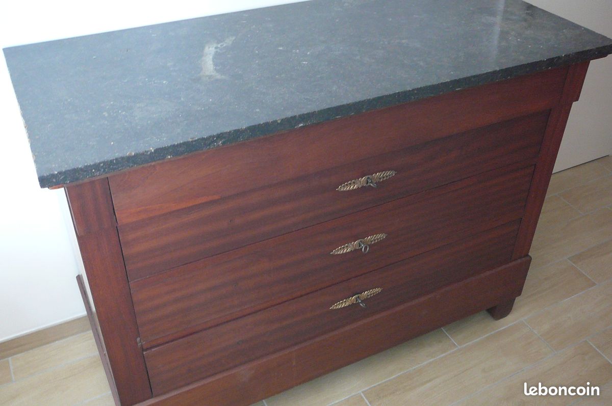 Commode ancienne dessus marbre tiroirs (image 3)