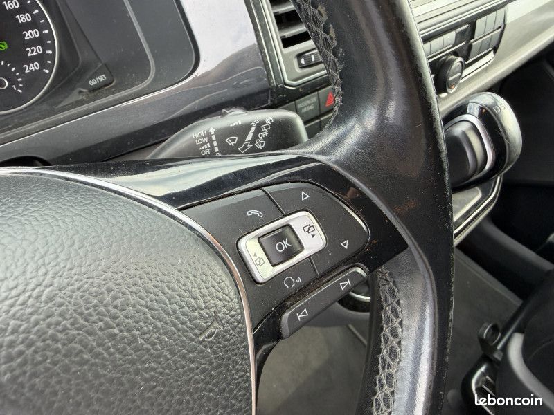 Volkswagen MULTIVAN 2.0 TDI 150CH BLUEMOTION TECHNOLOGY CARAT DSG7 COURT (image 16)