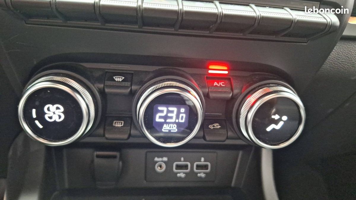 Renault arkana e tech hybride 145 22 engineered (image 28)