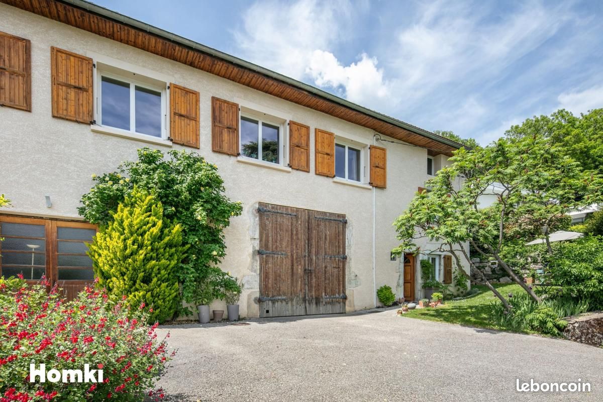 Maison 8 pièces 212 m² · à Seyssinet-Pariset · 212 m² · 675 000 €