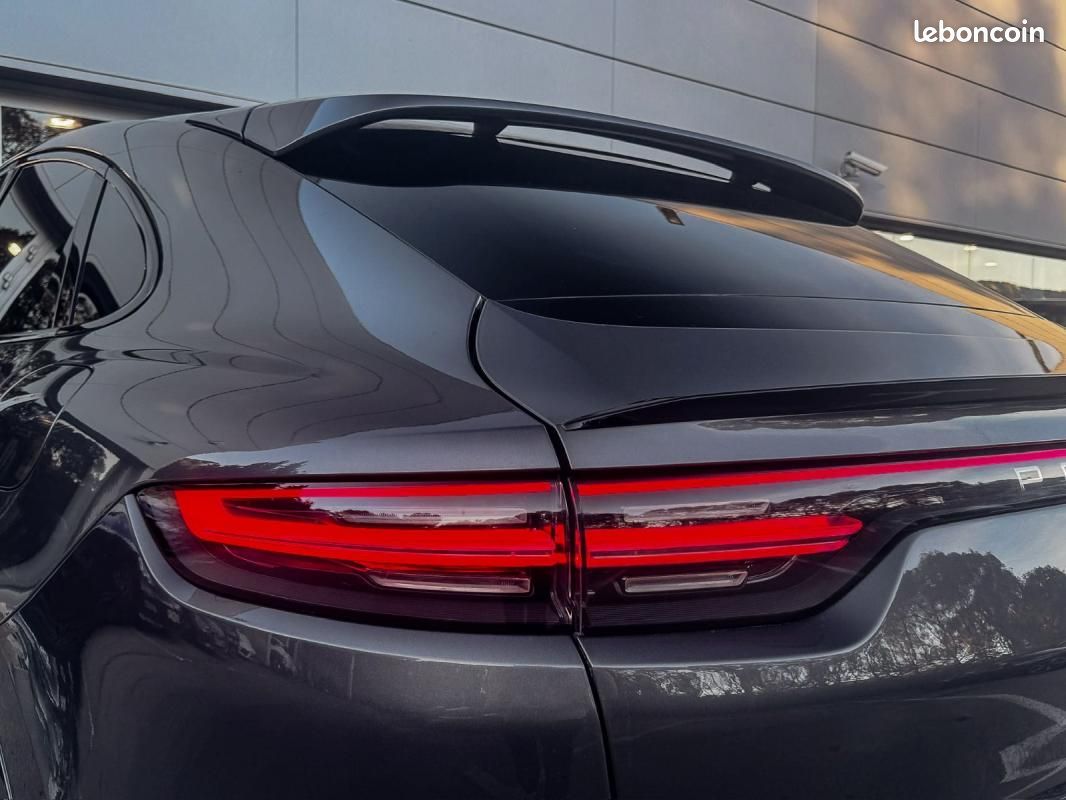 Porsche Cayenne Coupé E-Hybrid 4.0 V8 680 ch Tiptronic BVA Turbo S (image 4)