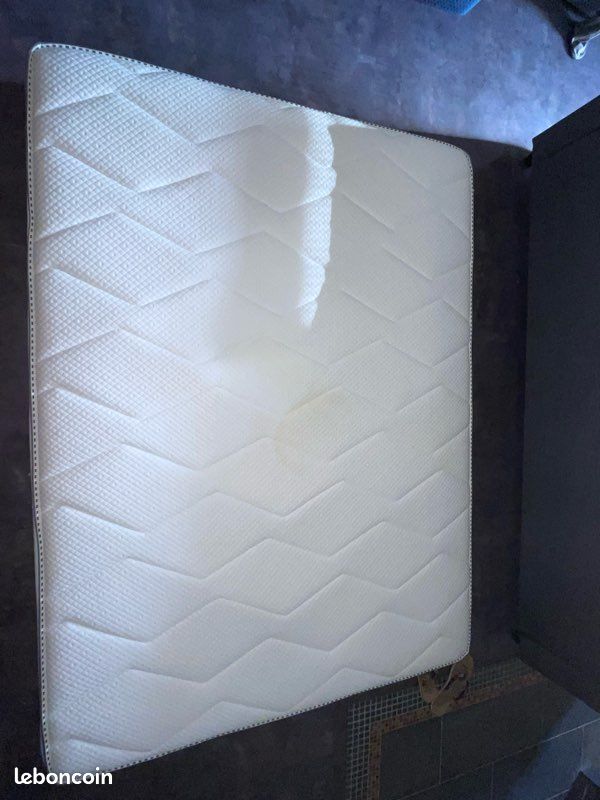 Matelas Simmons TBE (image 1)
