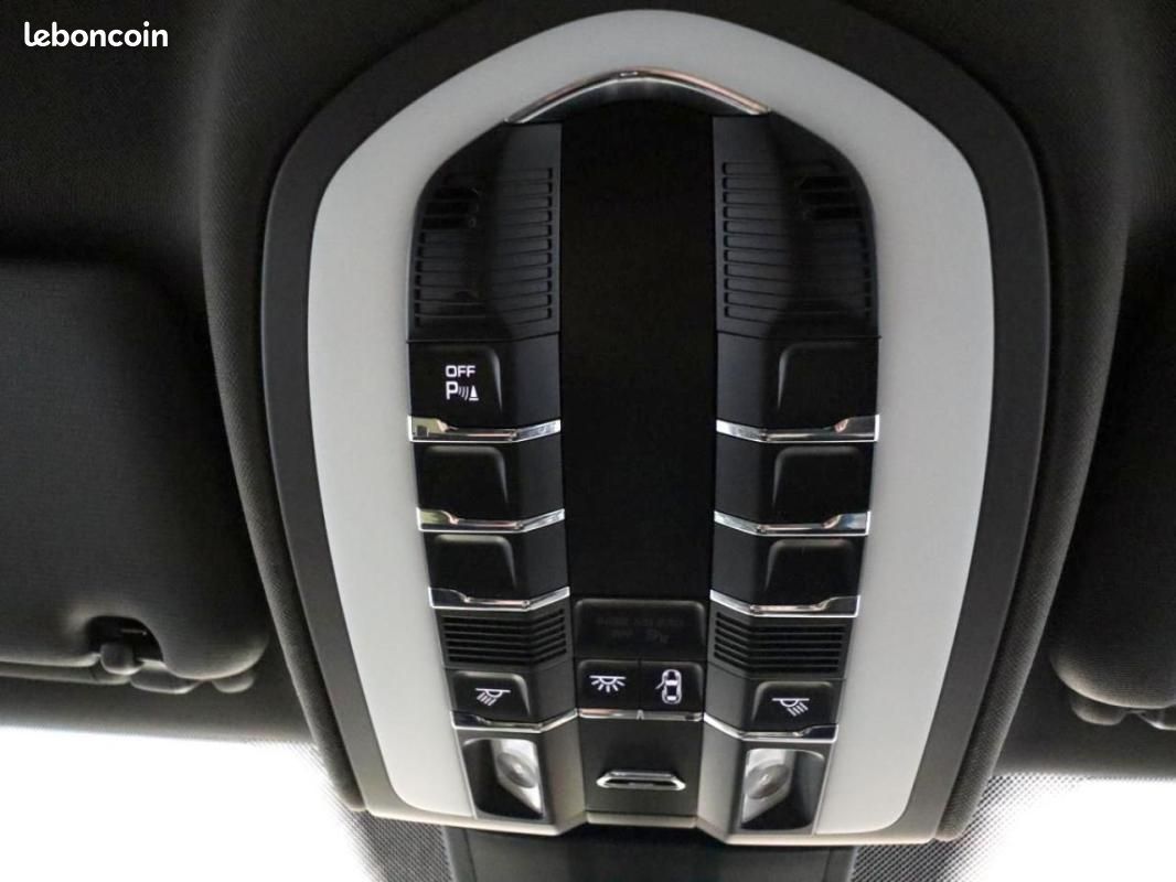 Porsche Cayenne 3.0 V6 TDI 262cv 4x4 Tiptronic Origine France + Pack Sport Chrono + Jantes 911 Tu... (image 23)