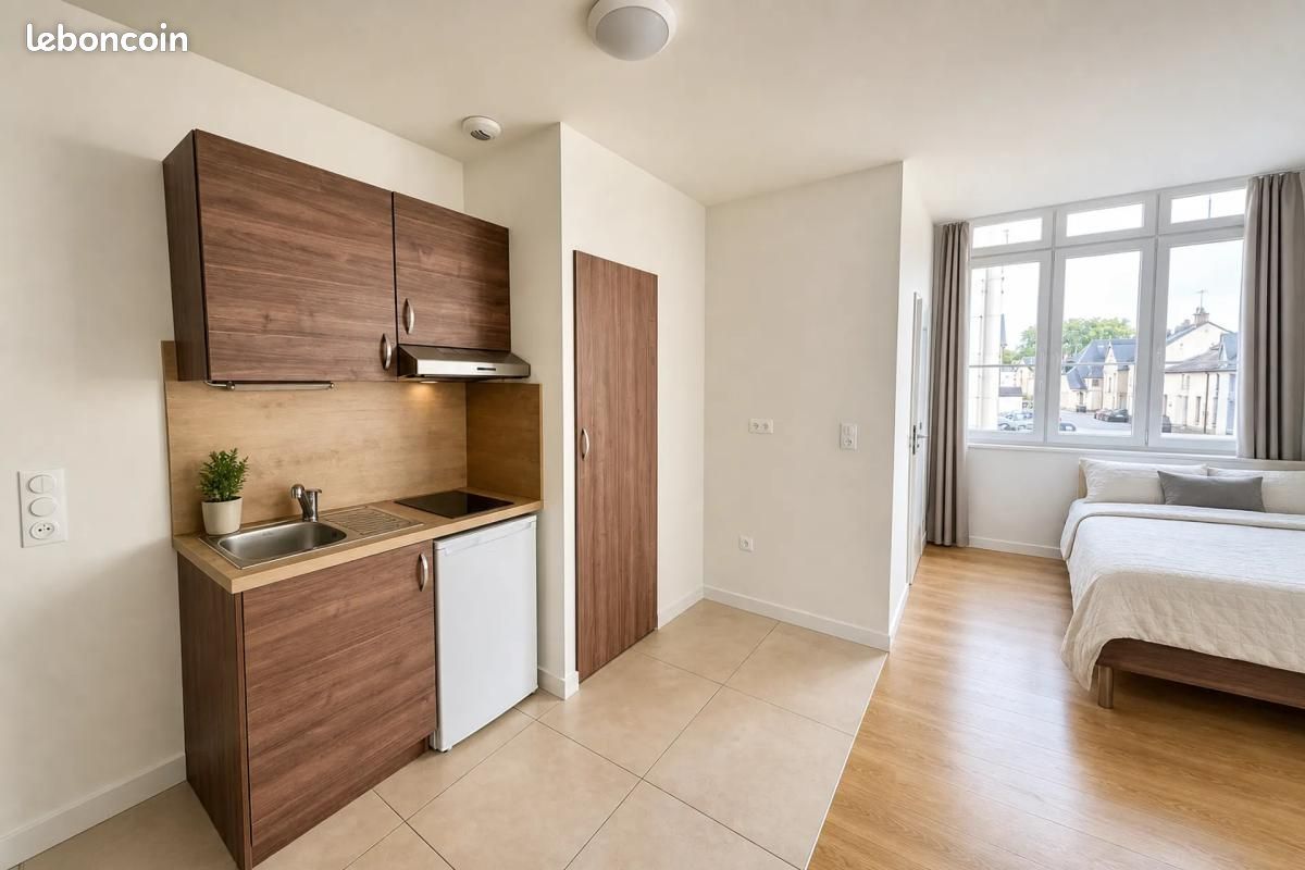 Studio 1 pièce 32 m² (image 2)
