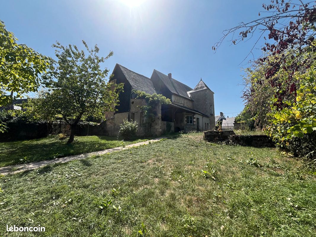 Maison 7 pièces 248 m² · à Henrichemont · 248 m² · 168 000 €