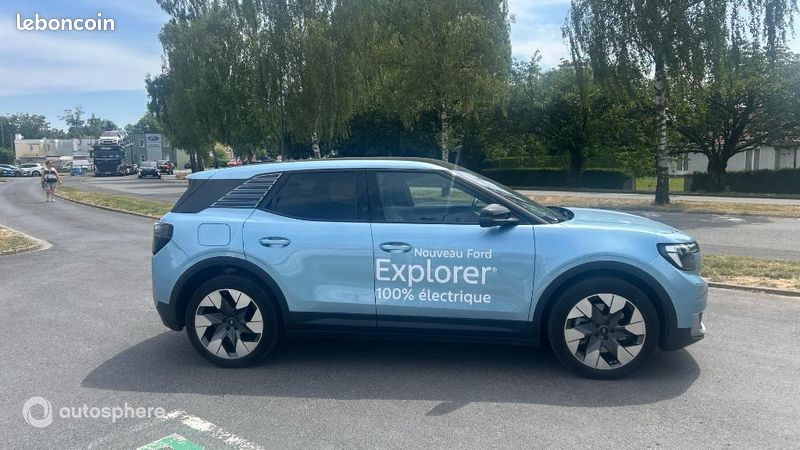 Ford Explorer 286ch Extended Range 77kWh Pack Premium RWD (image 4)