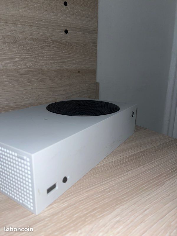 Xbox séries s plus manette (image 1)