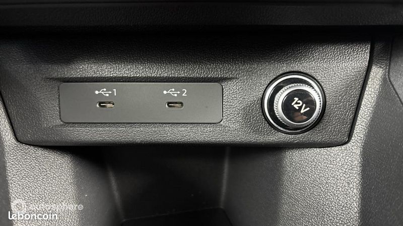 Audi A1 Sportback 25 TFSI 95ch S line S tronic 7 (image 22)